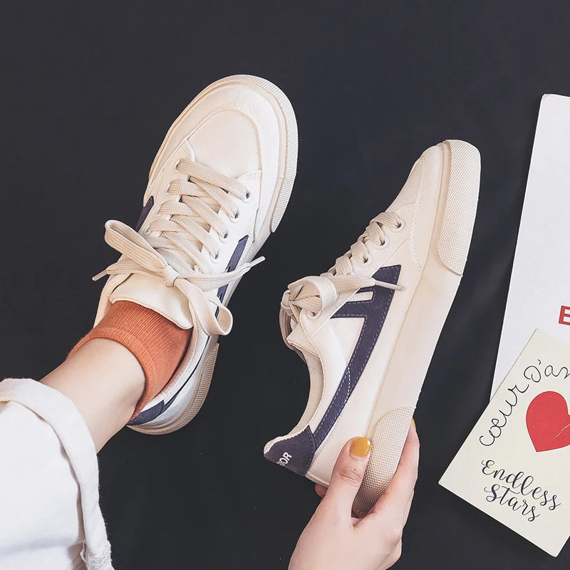 Canvas Shoes For Women and men  In Spring And Autumn