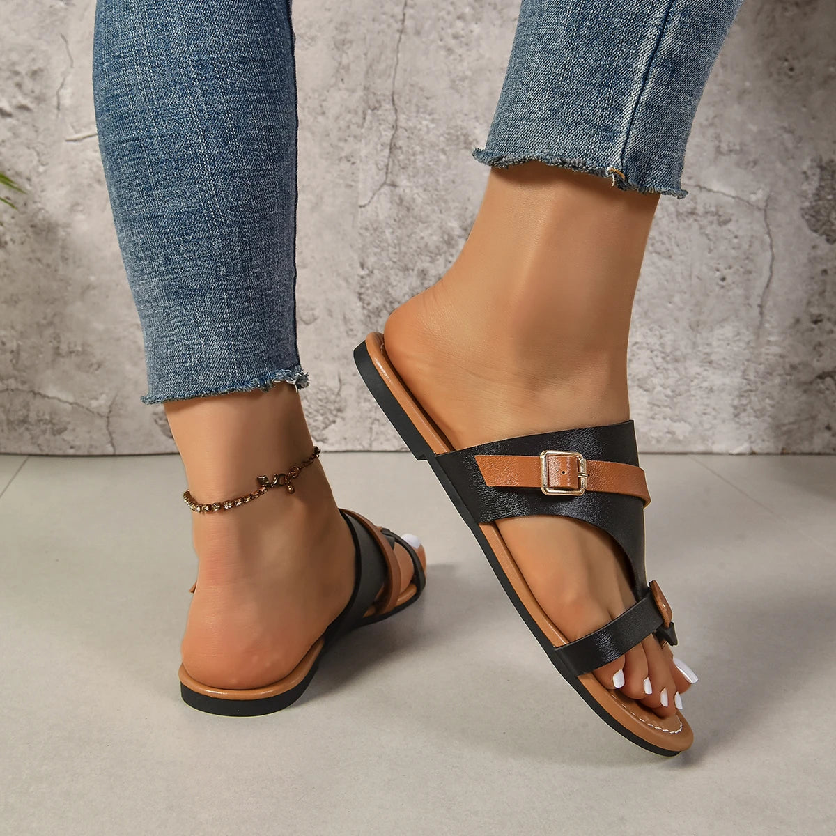 Women Minimalist Thong Sandals